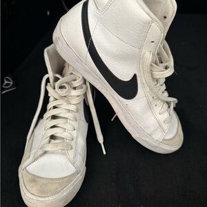 Nike Women's Classic White and Black Sneakers